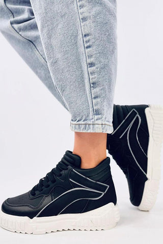 Sport Shoes | Spago Fashion