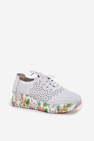  Low Shoes model 212546 Step in style 